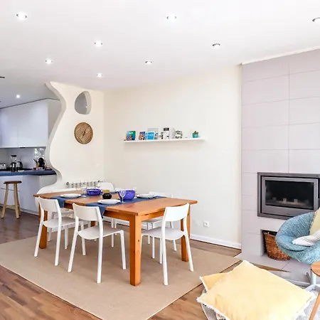 Copa - House In Quiet Area With Patio ויאנה דו קסטלו