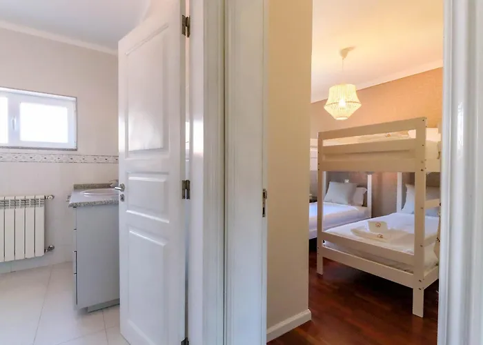 Copa - House In Quiet Area With Patio Ferienhaus *