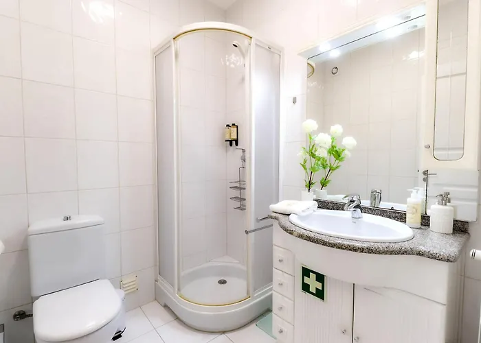 Copa - House In Quiet Area With Patio