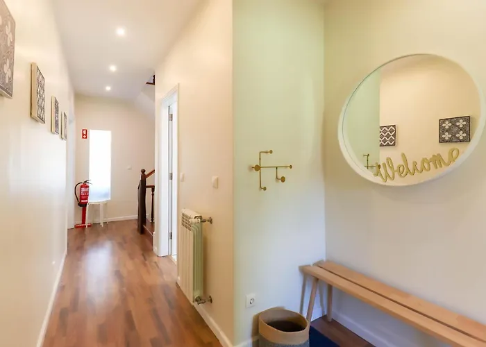 Copa - House In Quiet Area With Patio Ferienhaus *