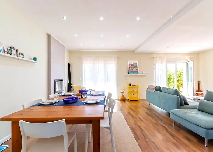Copa - House In Quiet Area With Patio Viana do Castelo