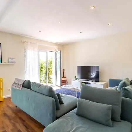 Copa - House In Quiet Area With Patio Holiday home Viana do Castelo