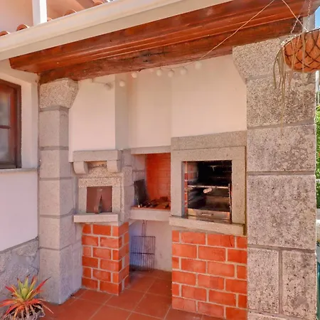 Copa - House In Quiet Area With Patio Holiday home Viana do Castelo
