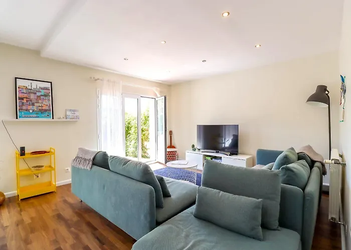 Copa - House In Quiet Area With Patio Ferienhaus Viana do Castelo